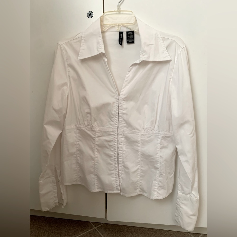 🛍️White long sleeves colar blouse shirt